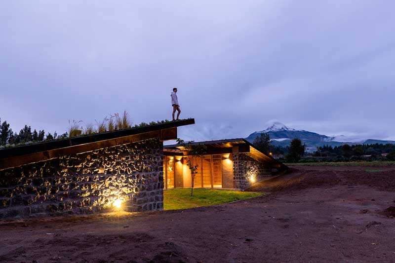 Diseños de casas mdoernas fachada de piedra